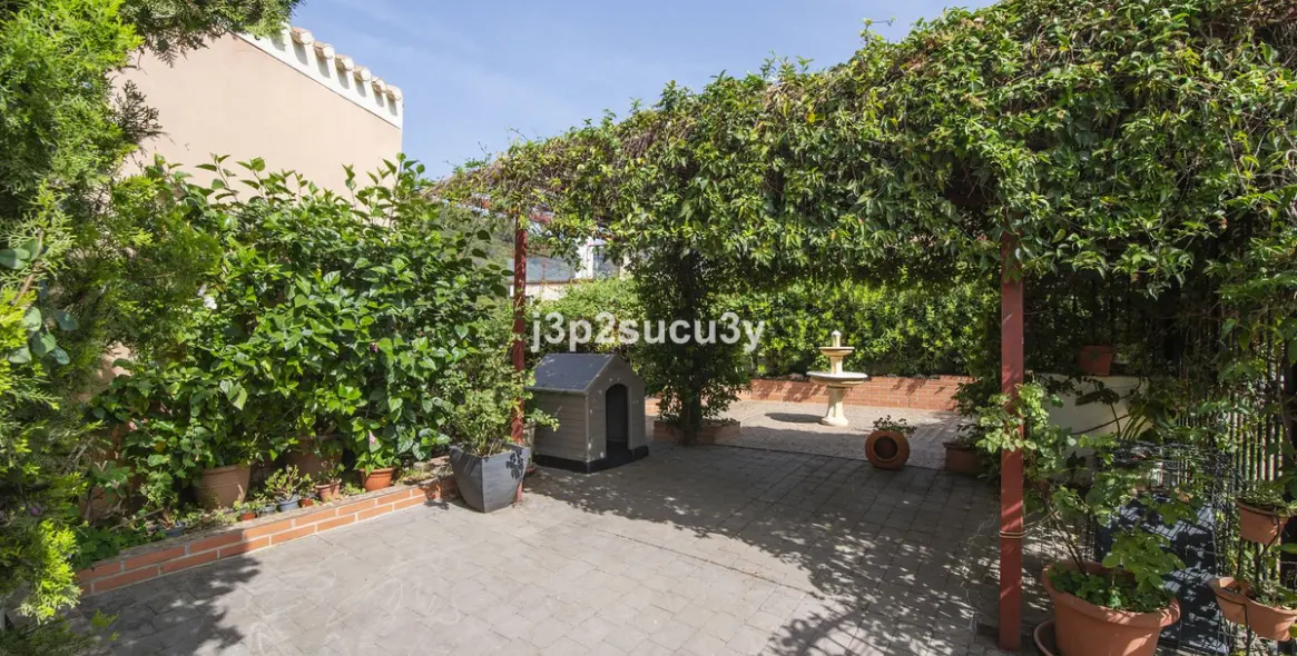 Sale of semi-detached house in Estepona 6