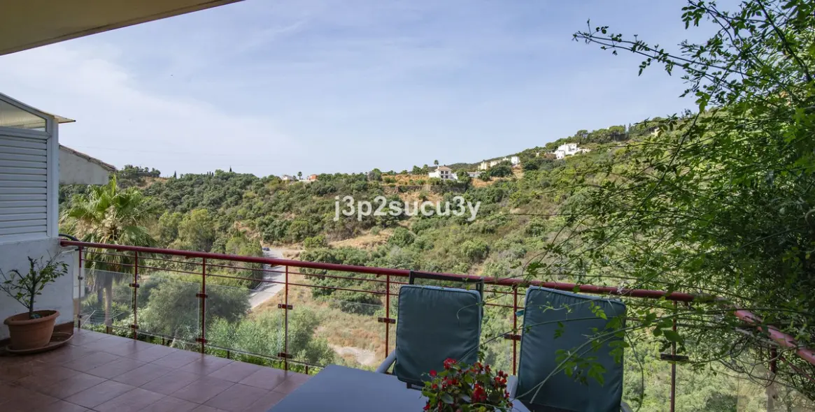 Sale of semi-detached house in Estepona 17