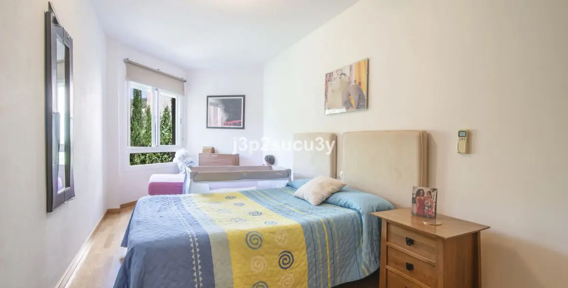 Sale of semi-detached house in Estepona 30