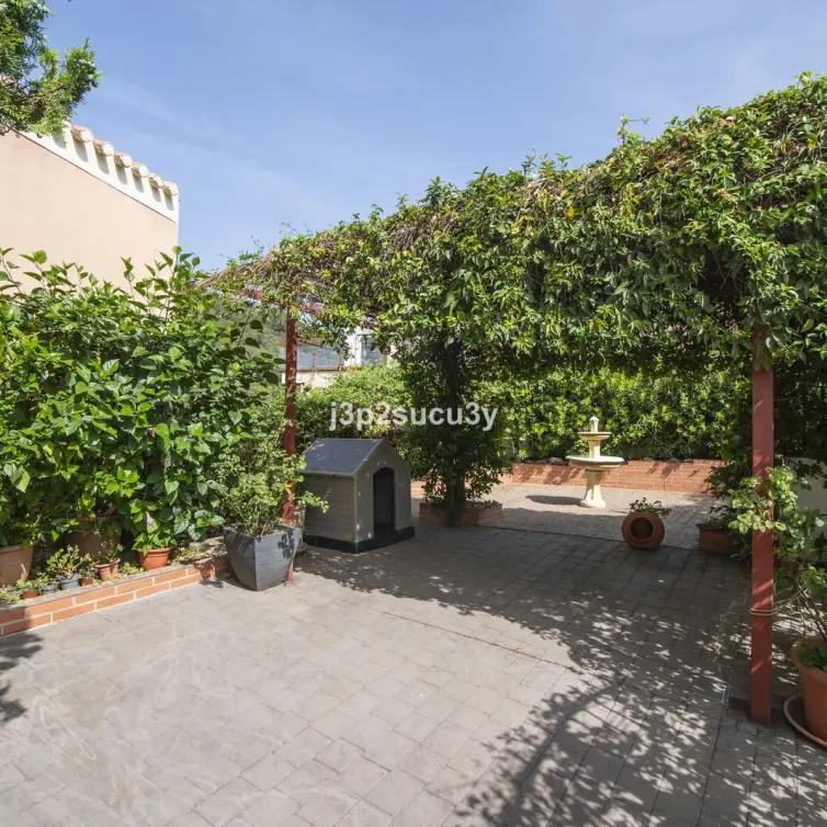 Venta de casa pareada en Estepona