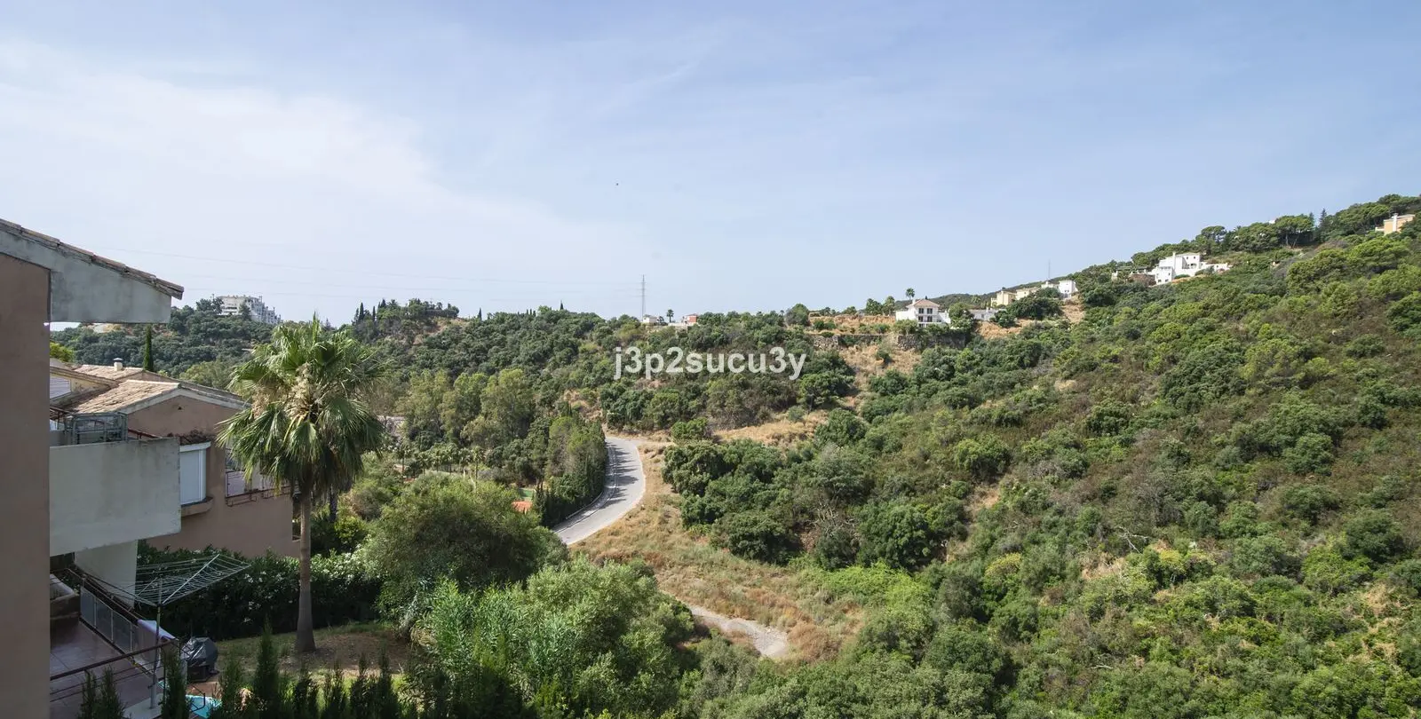 Продажа дома на две семьи в Estepona 16