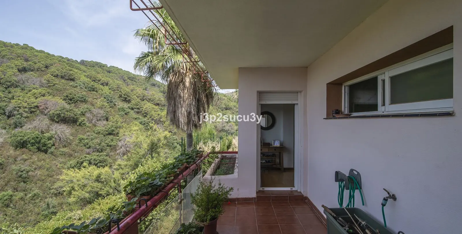 Продажа дома на две семьи в Estepona 25