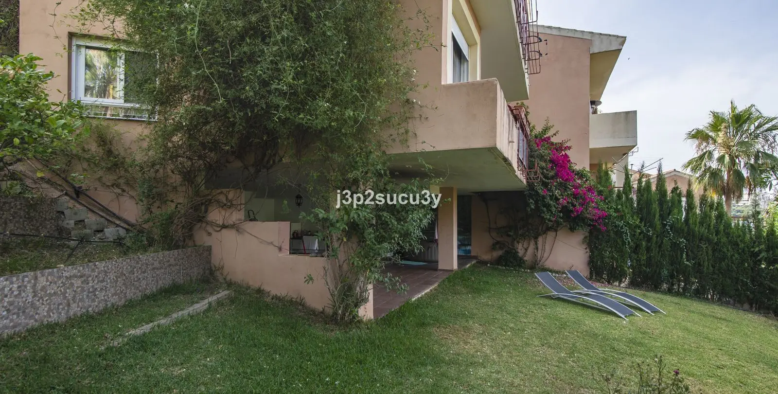 Продажа дома на две семьи в Estepona 33