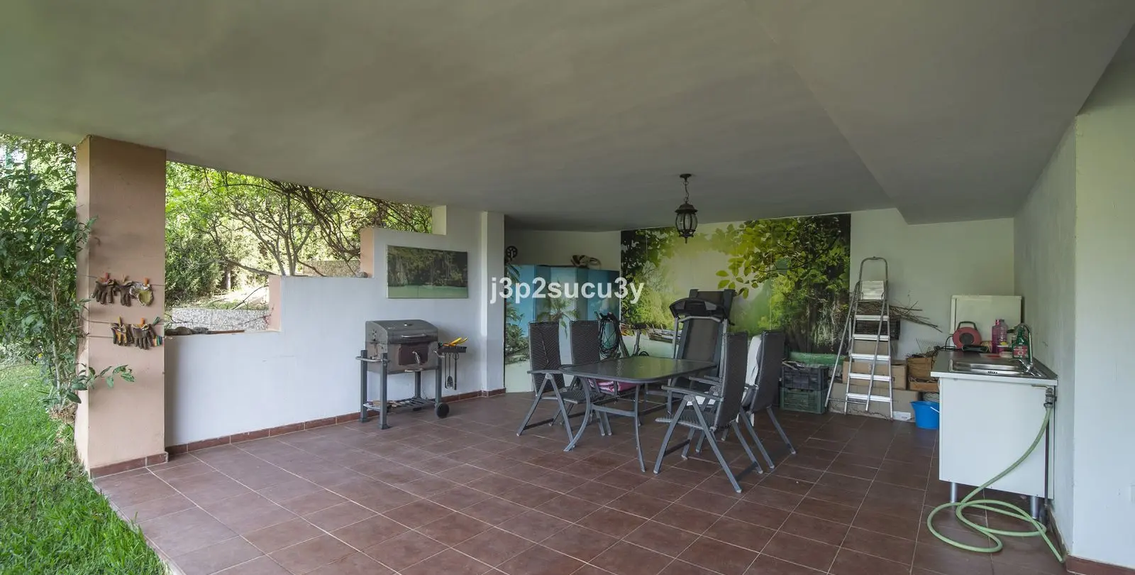 Продажа дома на две семьи в Estepona 34