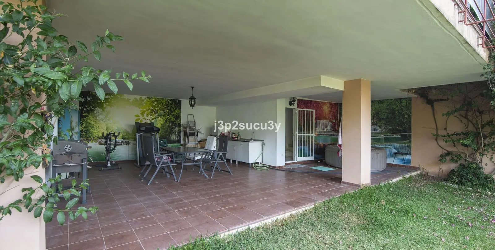 Продажа дома на две семьи в Estepona 35
