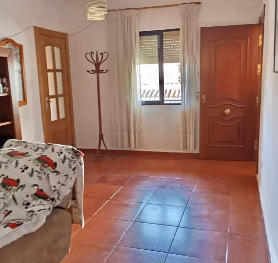 Продажа апартаментов на среднем этаже в Los Boliches