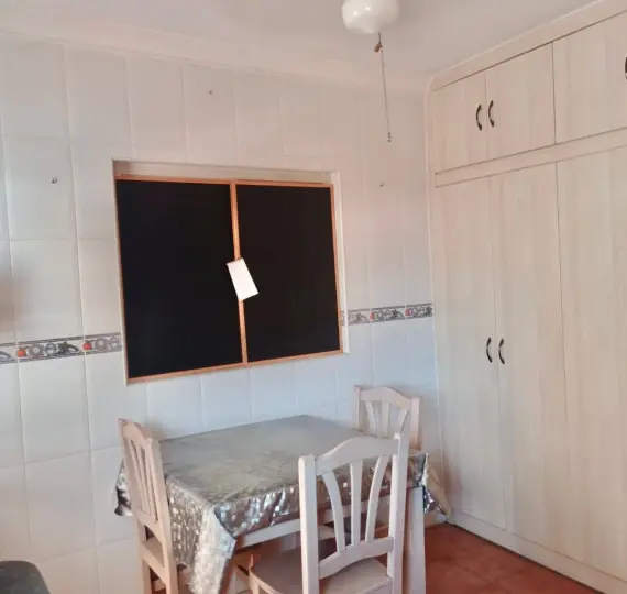 Продажа апартаментов на среднем этаже в Los Boliches