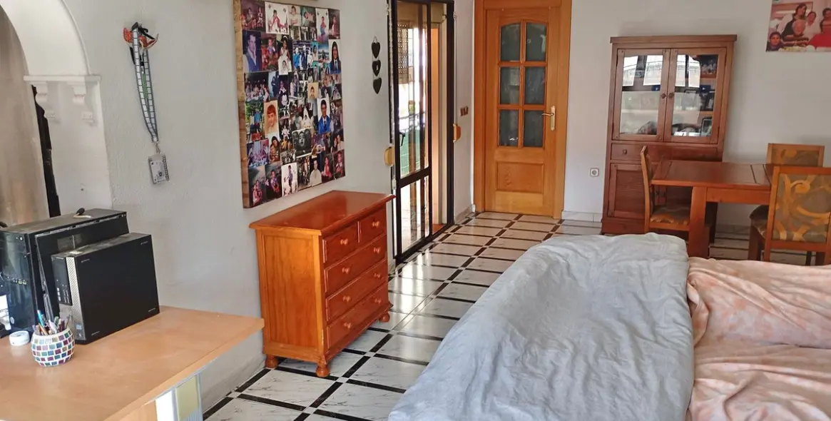 Продажа апартаментов на среднем этаже в Los Boliches 9