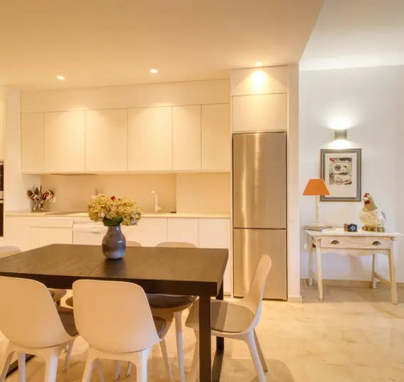 Продажа апартаментов на первом этаже в Manilva