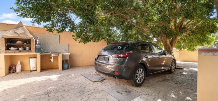 Sale of detached villa in Mijas 2