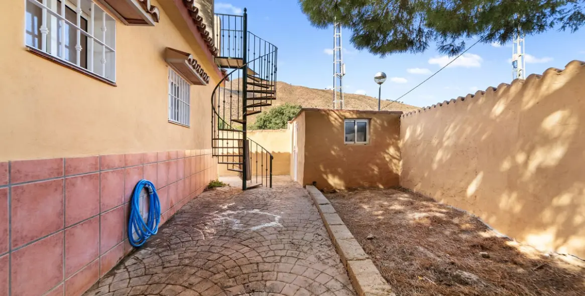 Sale of detached villa in Mijas 14