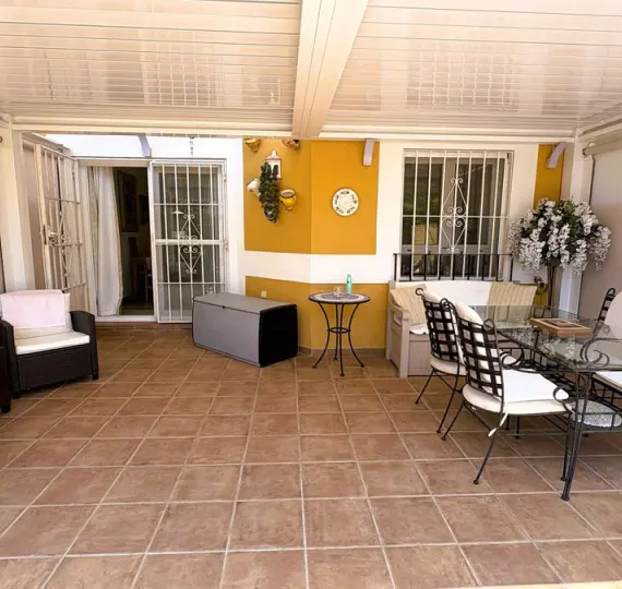 Sale of townhouse in La Duquesa