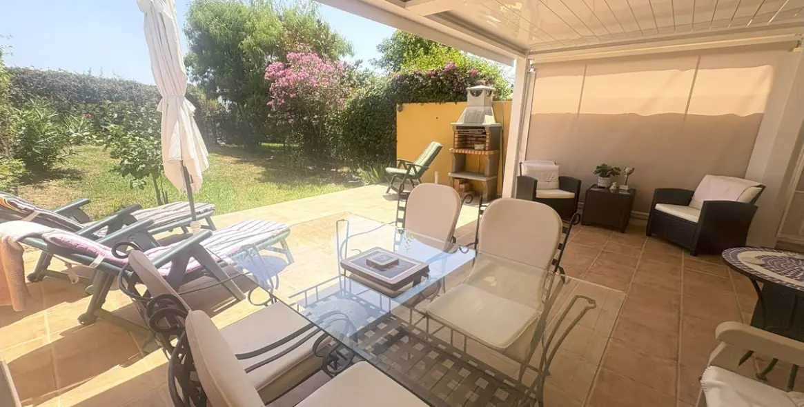 Sale of townhouse in La Duquesa 5