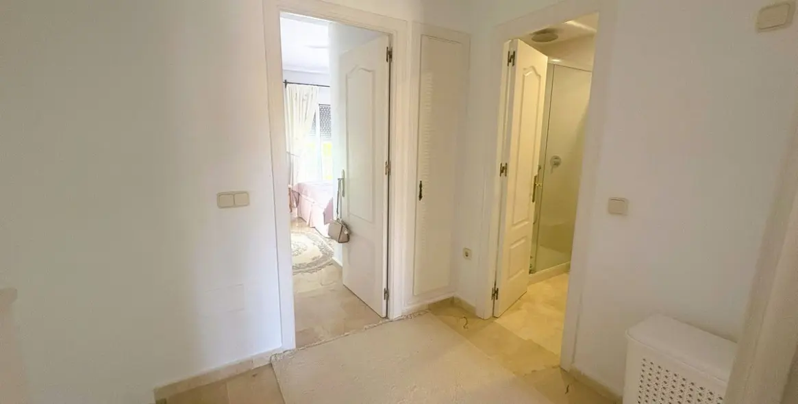 Sale of townhouse in La Duquesa 15