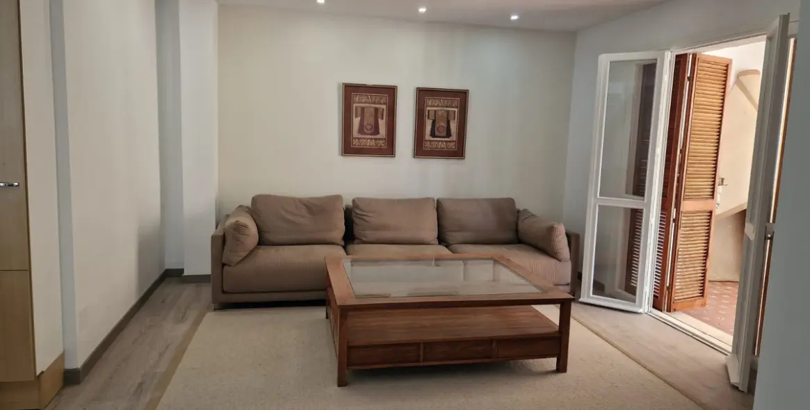 Venta de apartamento en planta media en Nueva Andalucía 13