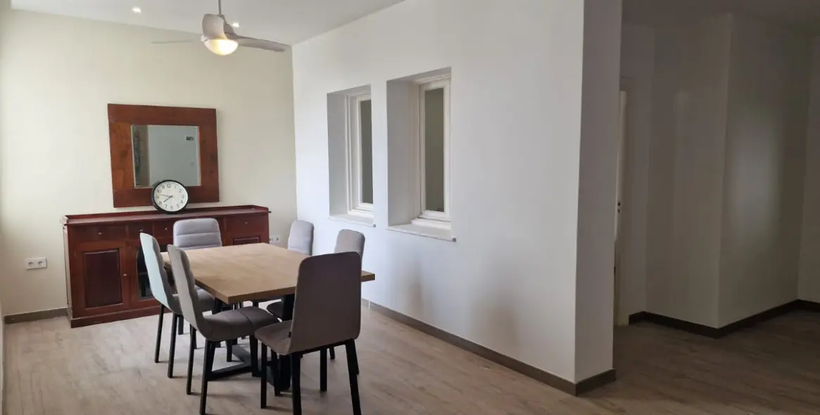 Venta de apartamento en planta media en Nueva Andalucía 17