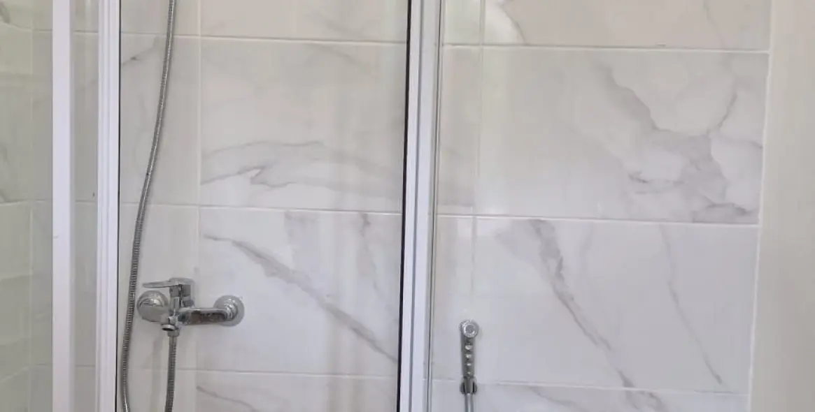 Sale of middle floor apartment in Nueva Andalucía 24