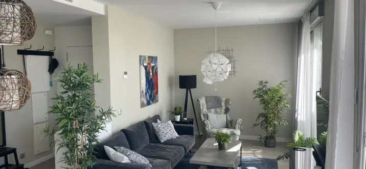 Penthouse R5132107 1