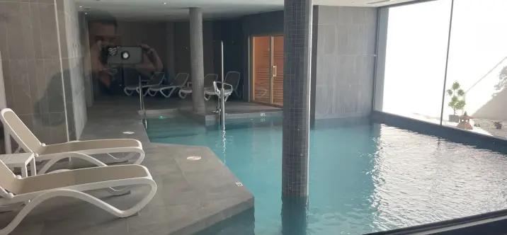 Penthouse R5132107 4