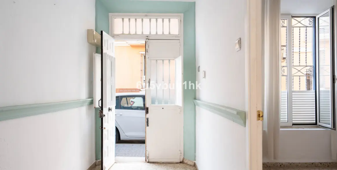 Продажа таунхауса в Malaga (район Málaga Centro) 1
