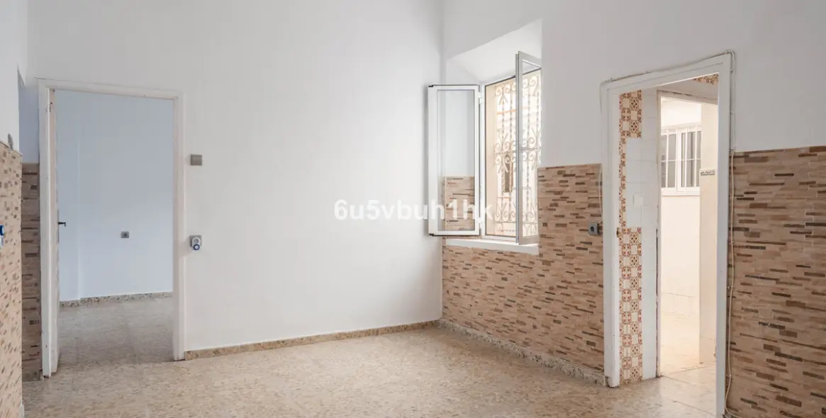 Продажа таунхауса в Malaga (район Málaga Centro) 3