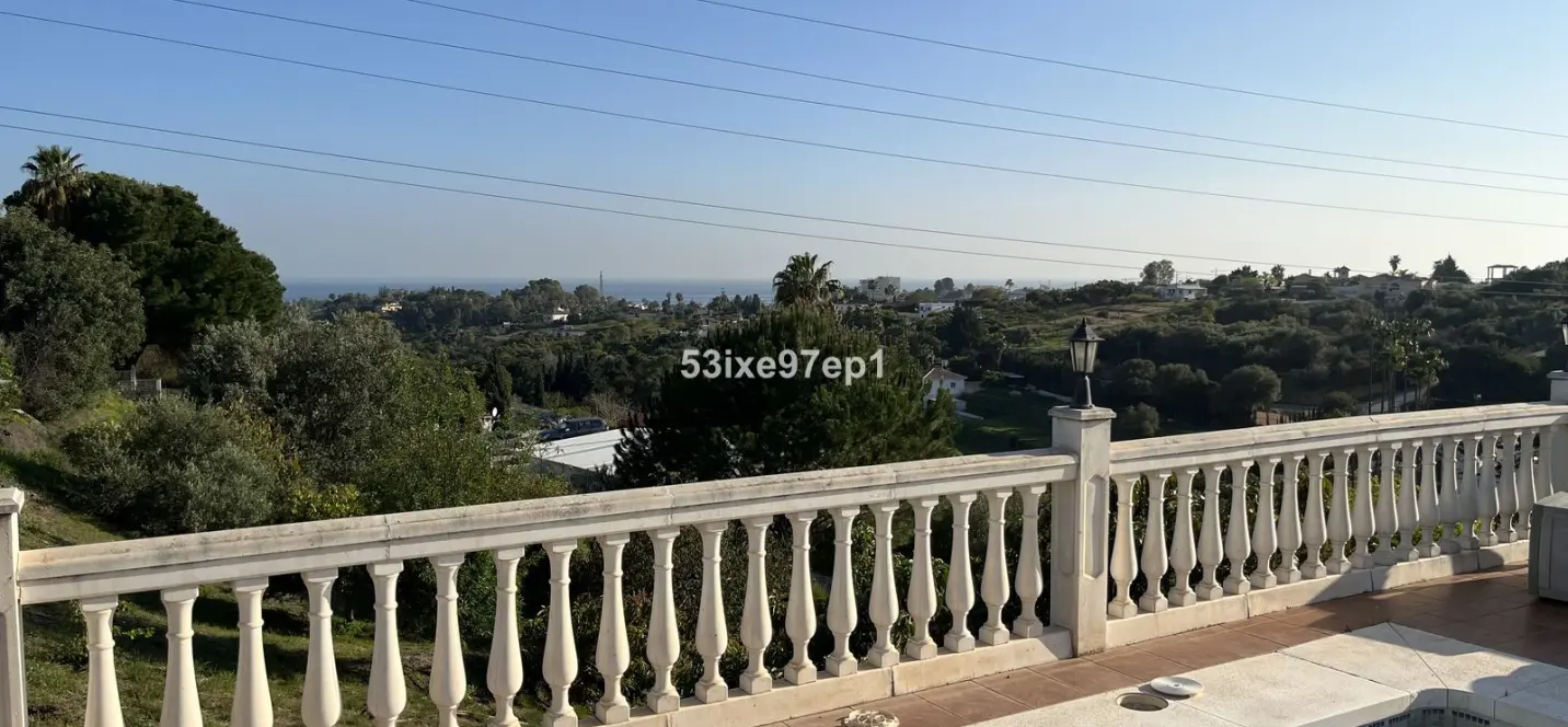 Sale of finca - cortijo in Estepona 0