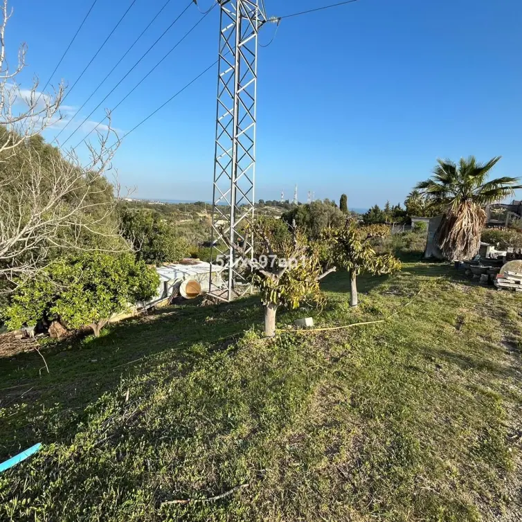Sale of finca - cortijo in Estepona