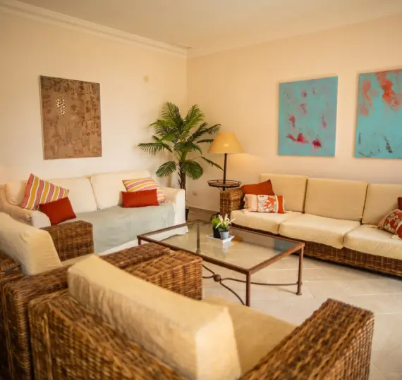 Продажа апартаментов на среднем этаже в El Paraiso