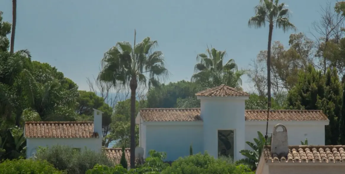 Продажа апартаментов на среднем этаже в El Paraiso 25