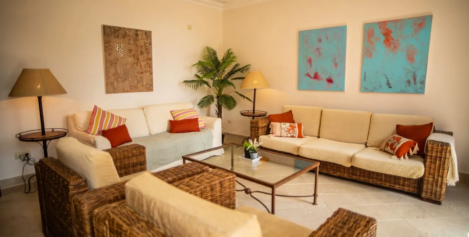 Sale of middle floor apartment in Cancelada 3