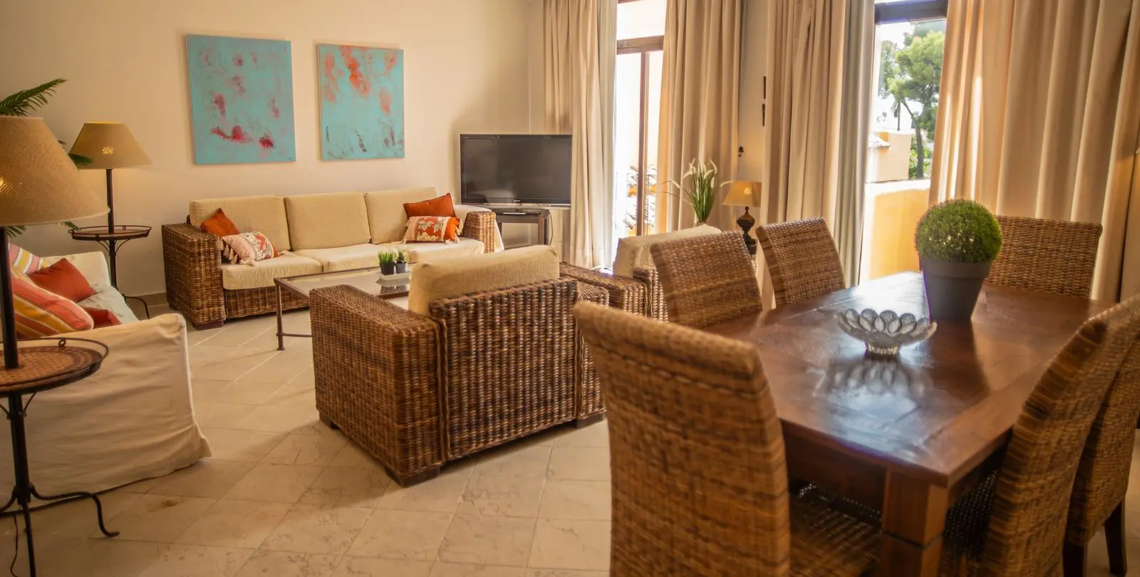 Sale of middle floor apartment in Cancelada 5