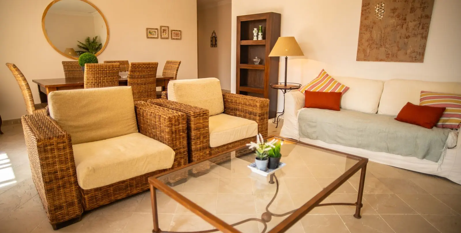 Sale of middle floor apartment in Cancelada 9
