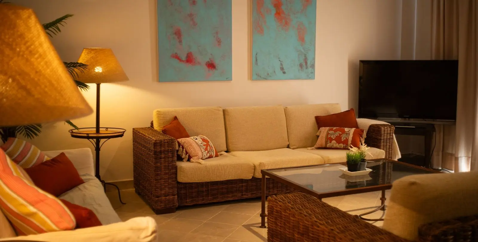 Sale of middle floor apartment in Cancelada 10
