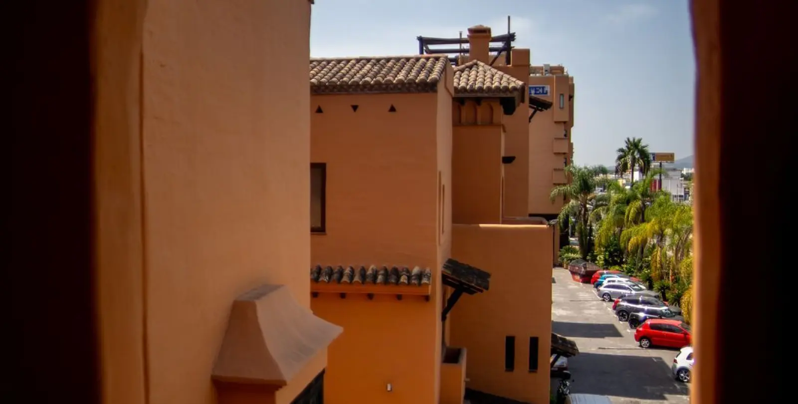 Sale of middle floor apartment in Cancelada 36