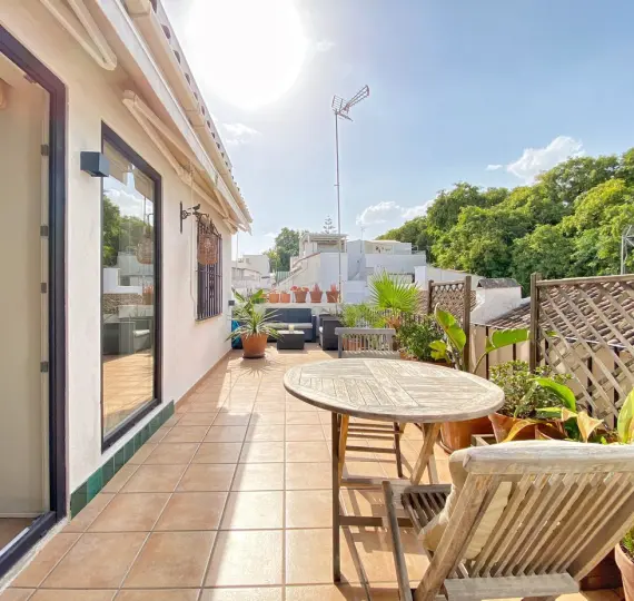 Sale of penthouse in Marbella