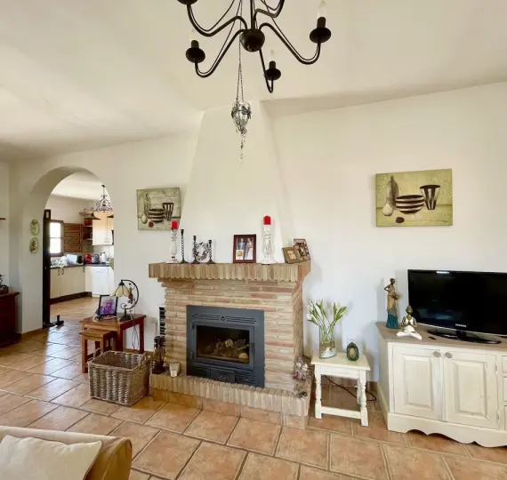 Sale of detached villa in Periana