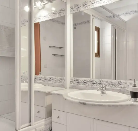 Sale of duplex in Benahavís