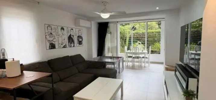 Sale of middle floor apartment in Marbella 0