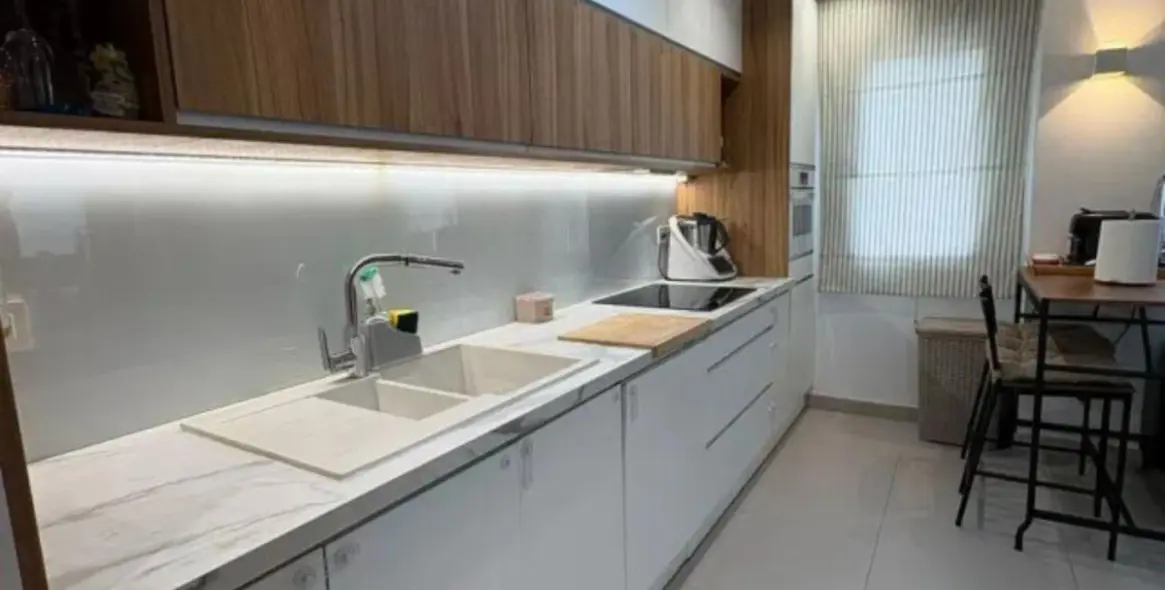 Sale of middle floor apartment in Marbella 2