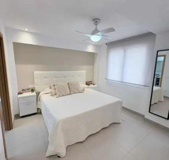 Sale of middle floor apartment in Marbella