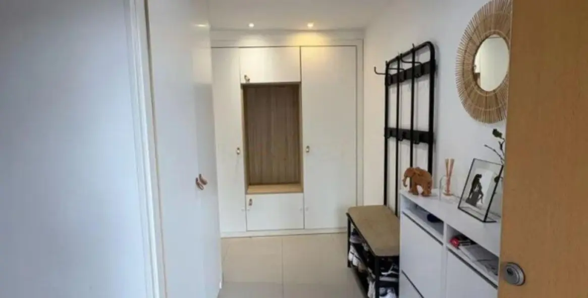 Sale of middle floor apartment in Marbella 13