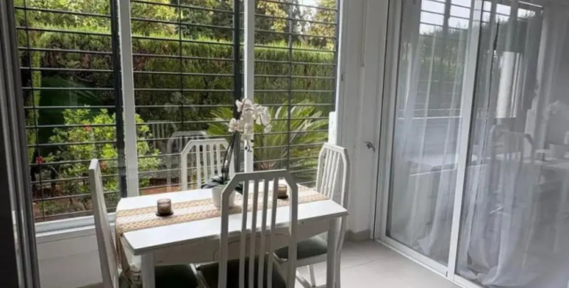 Sale of middle floor apartment in Marbella 14