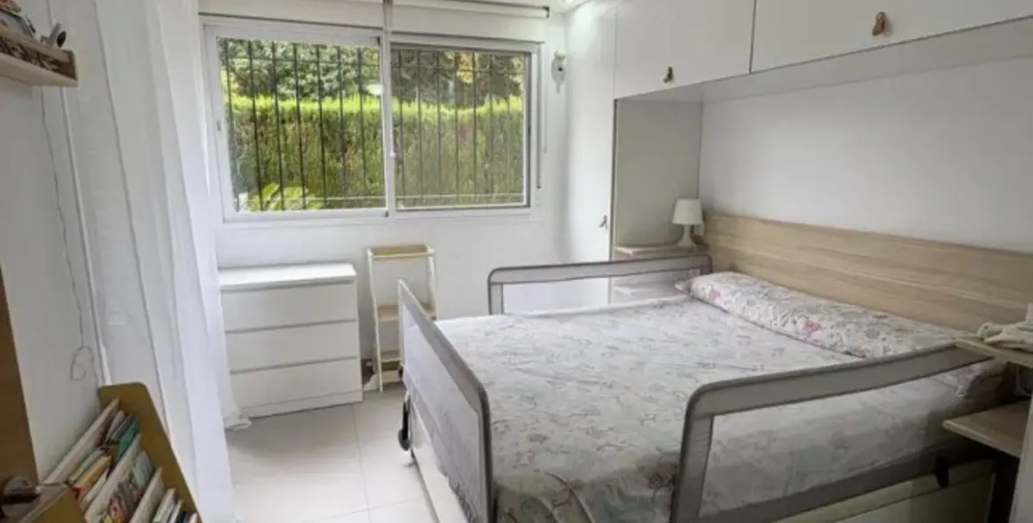 Sale of middle floor apartment in Marbella 19