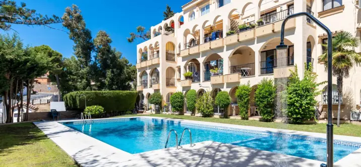 Sale of penthouse in Sierrezuela 0