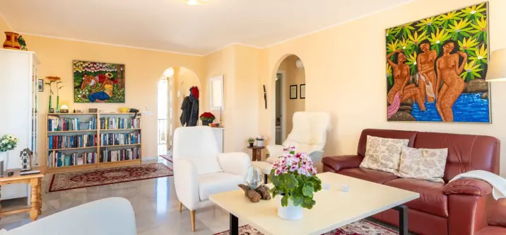 Sale of penthouse in Sierrezuela 4