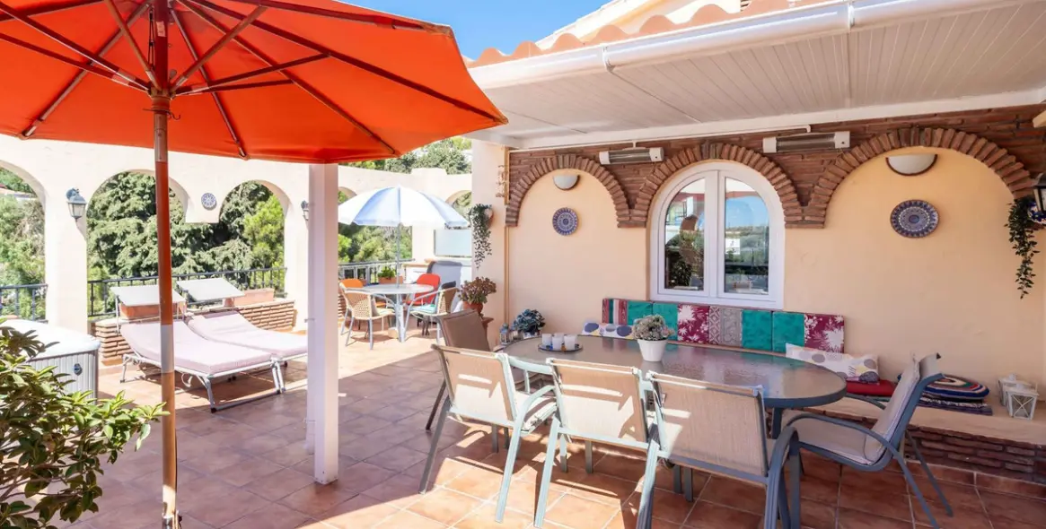 Sale of penthouse in Sierrezuela 16