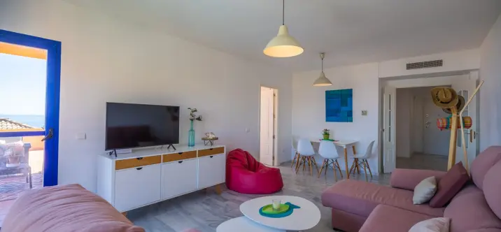 Sale of penthouse in La Duquesa 3