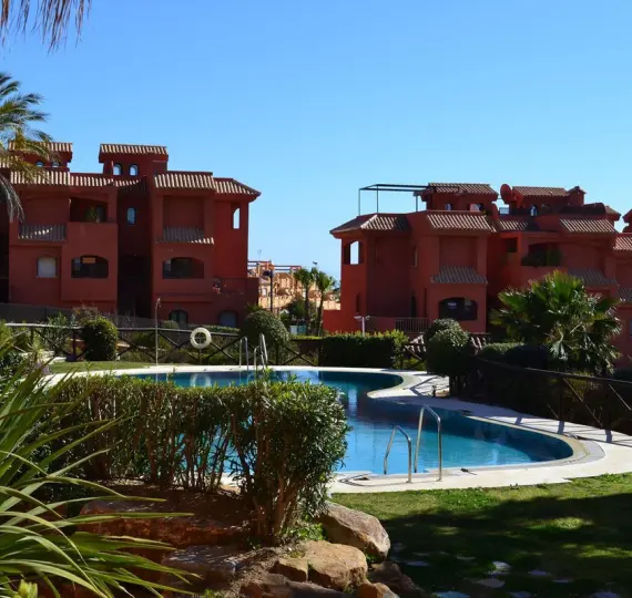 Апартаменты на первом этаже R5167165