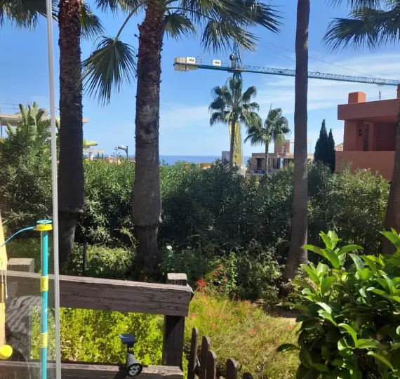 Апартаменты на первом этаже R5167165