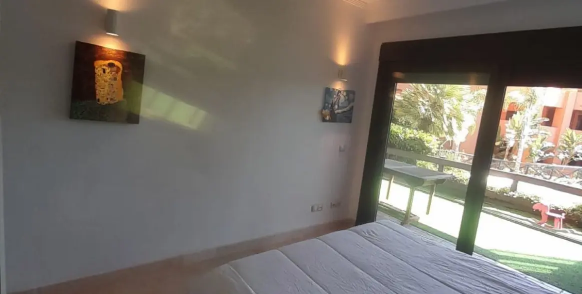 Продажа апартаментов на первом этаже в Estepona (район Estepona) 9